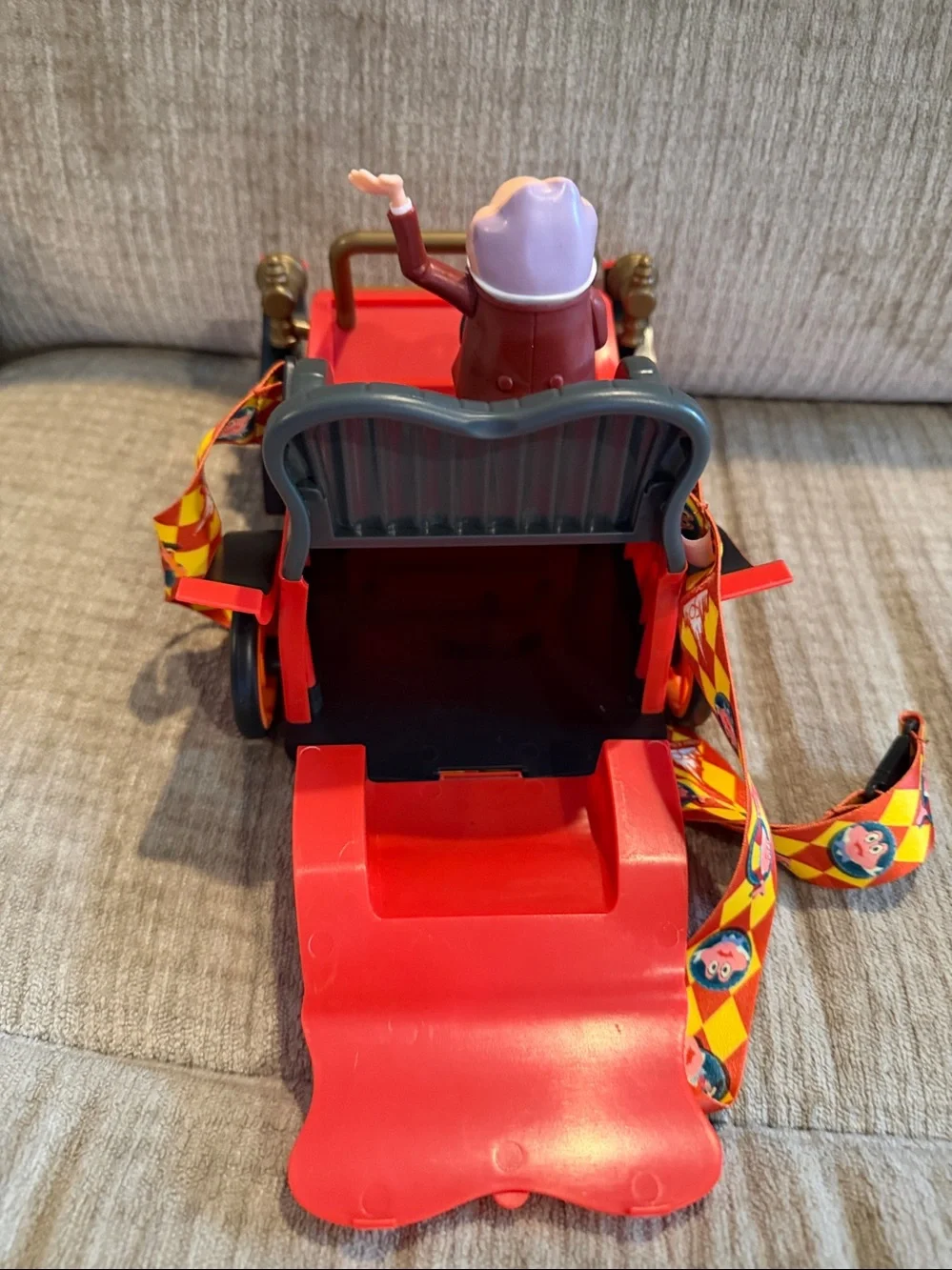 Disney Red Toady Ride-On Character Car popcorn bucket